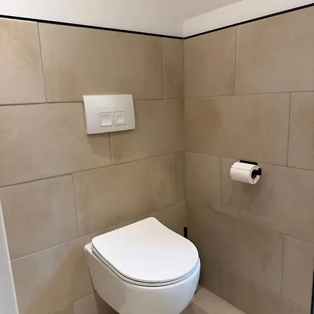 Apartment Ej